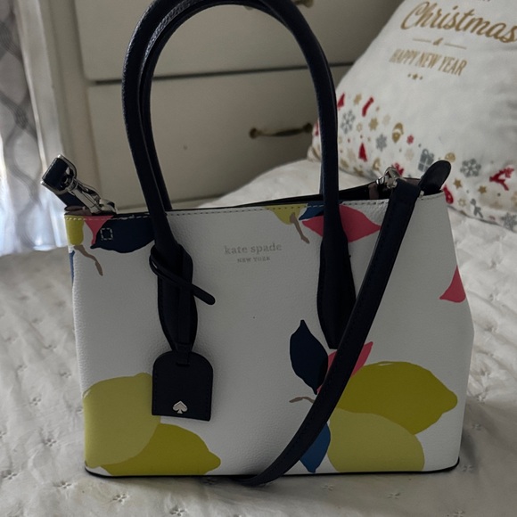 kate spade Handbags - Kate Spade White Satchel with Bold Floral Accents